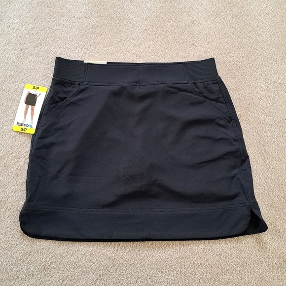 NWT 32° Degrees Active Skort Women's Small Black Stretch Skirt With Shorts - Picture 3 of 10